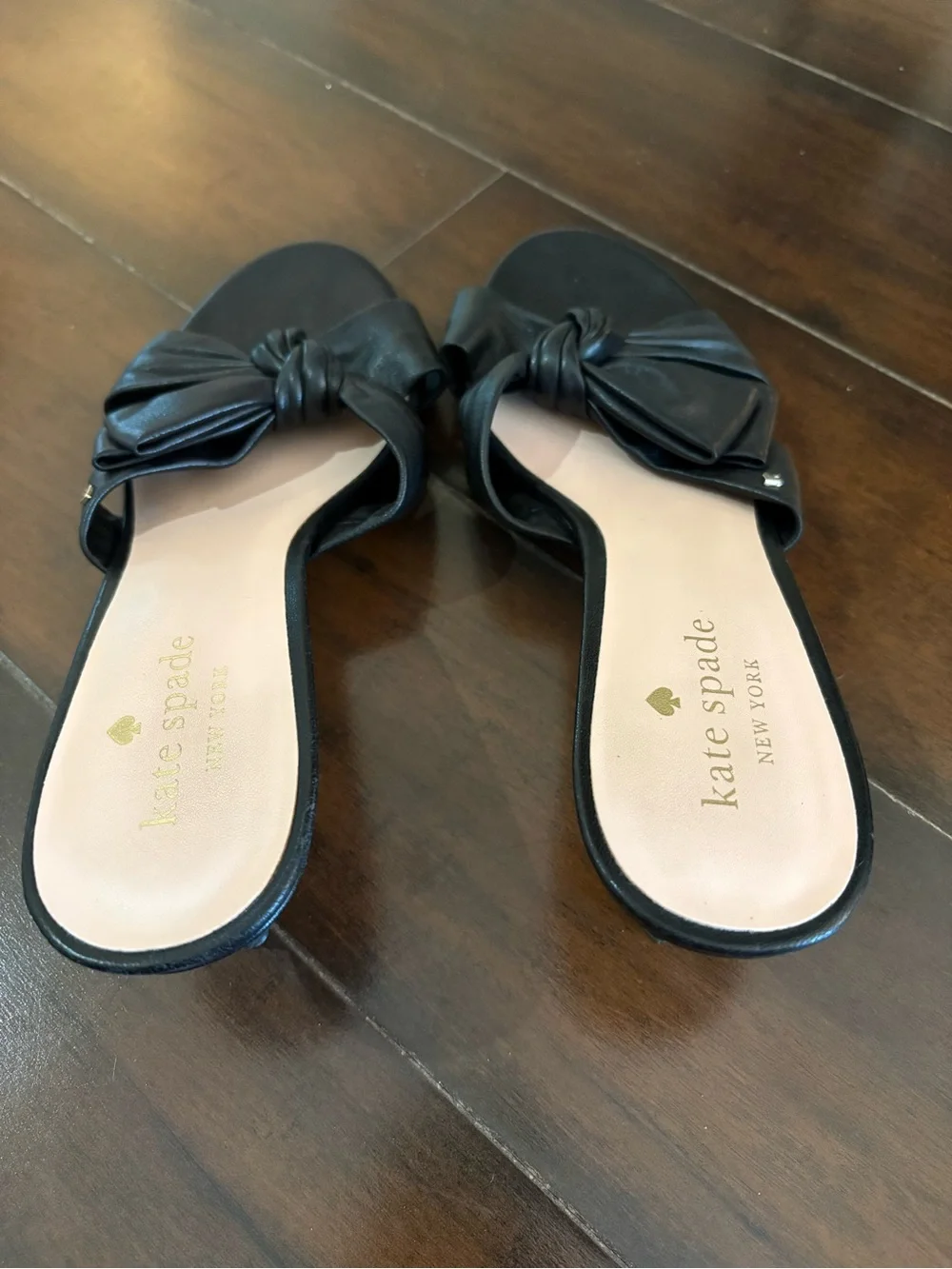 Kate Spade Samantha Abstract Leather Bow Kitten Heel Slide Sandal Size 8